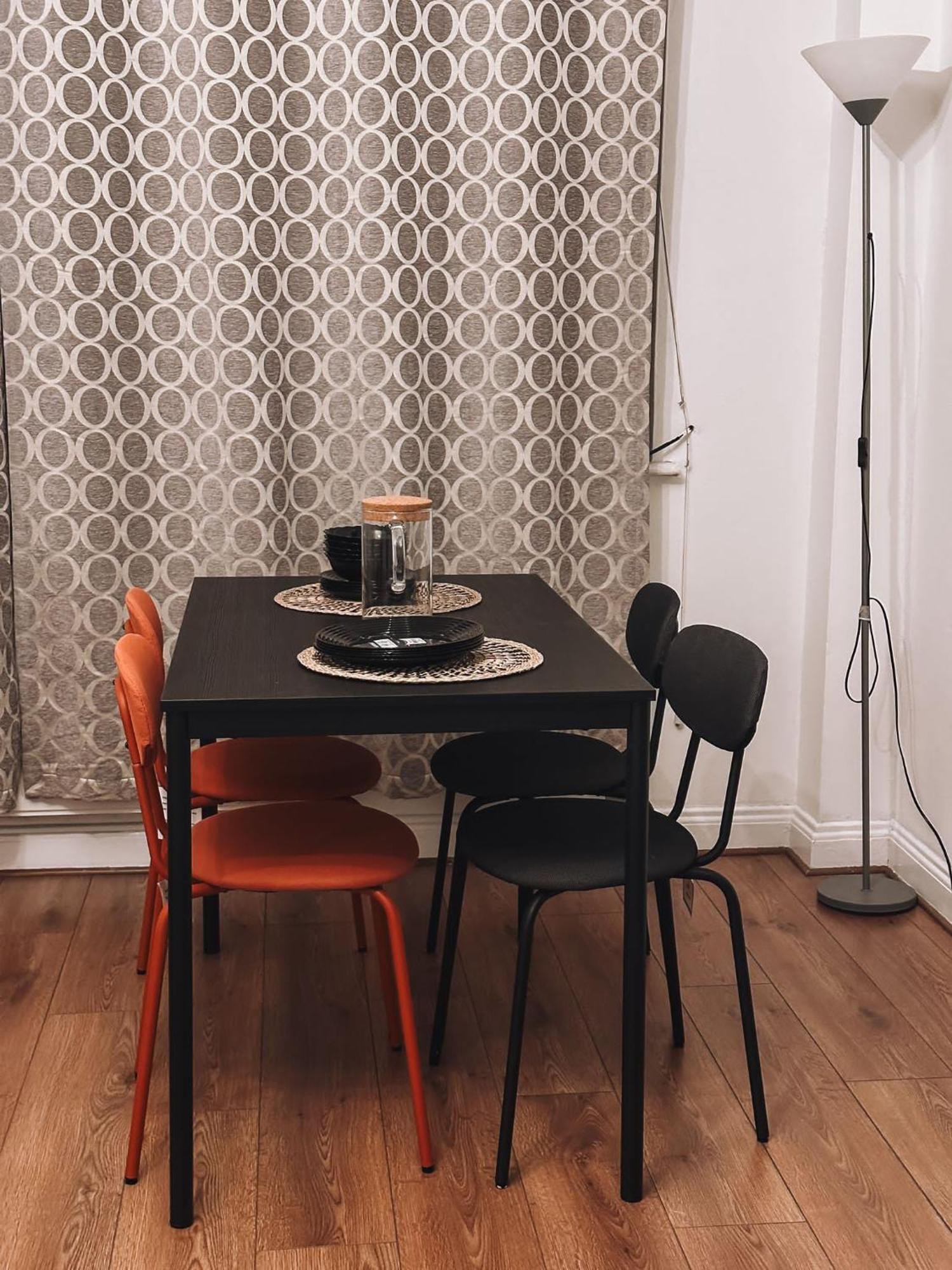 Cosy 2 Bedroom Apartment In Swiss Cottage. Лондон Экстерьер фото